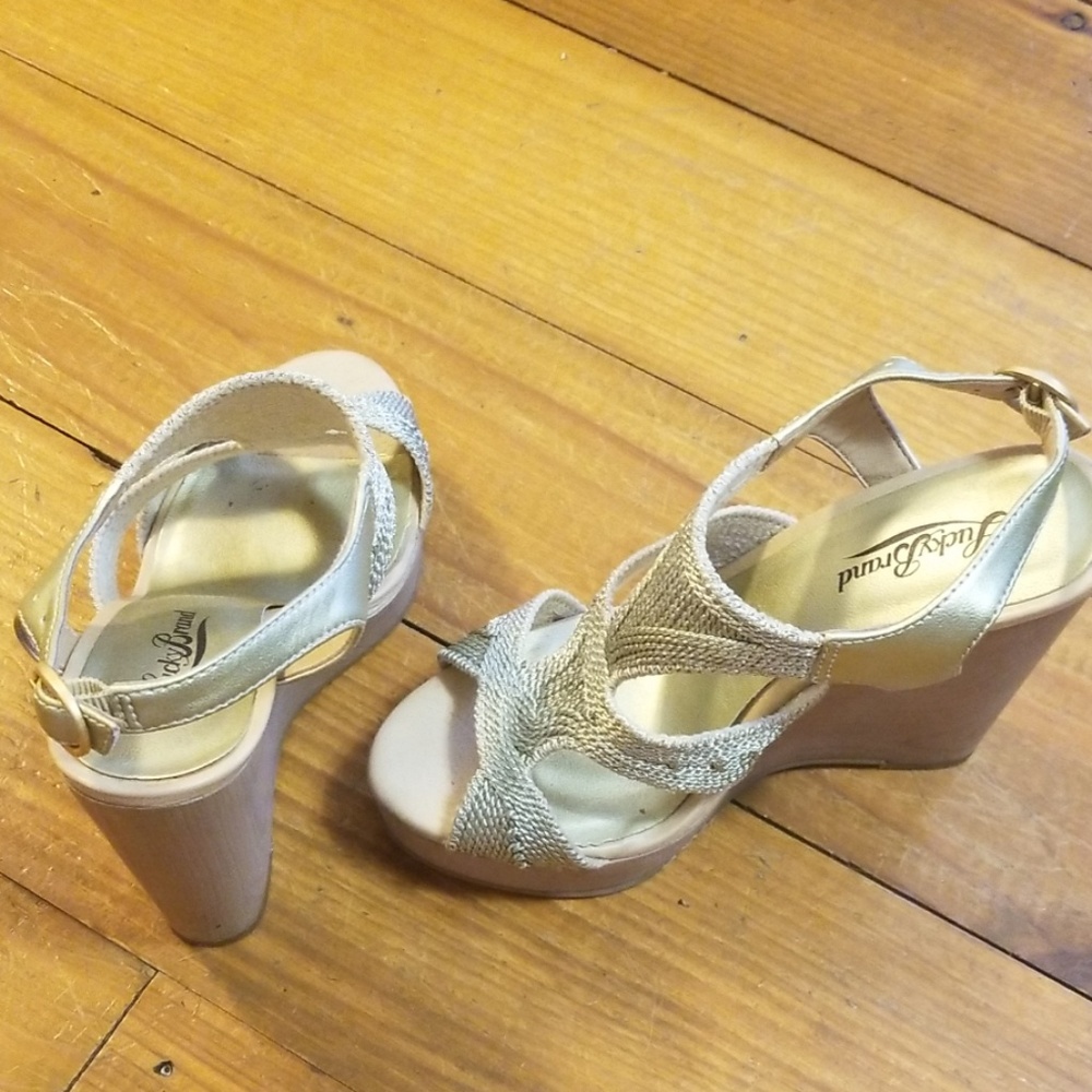 Metallic platform sandals - 6.5, GUC